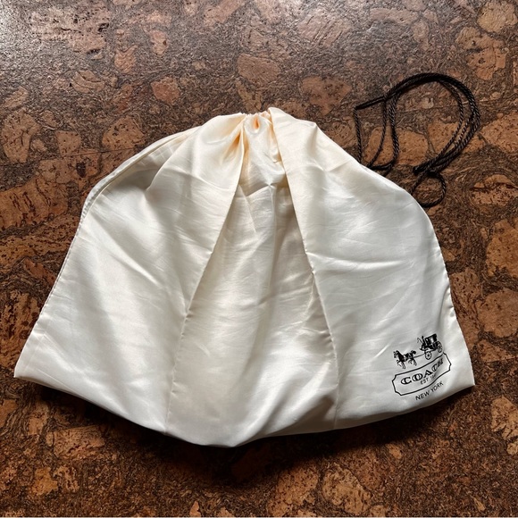 Coach Signature C Bag with Shearling Trim and Key Card Holder - Picture 16 of 16